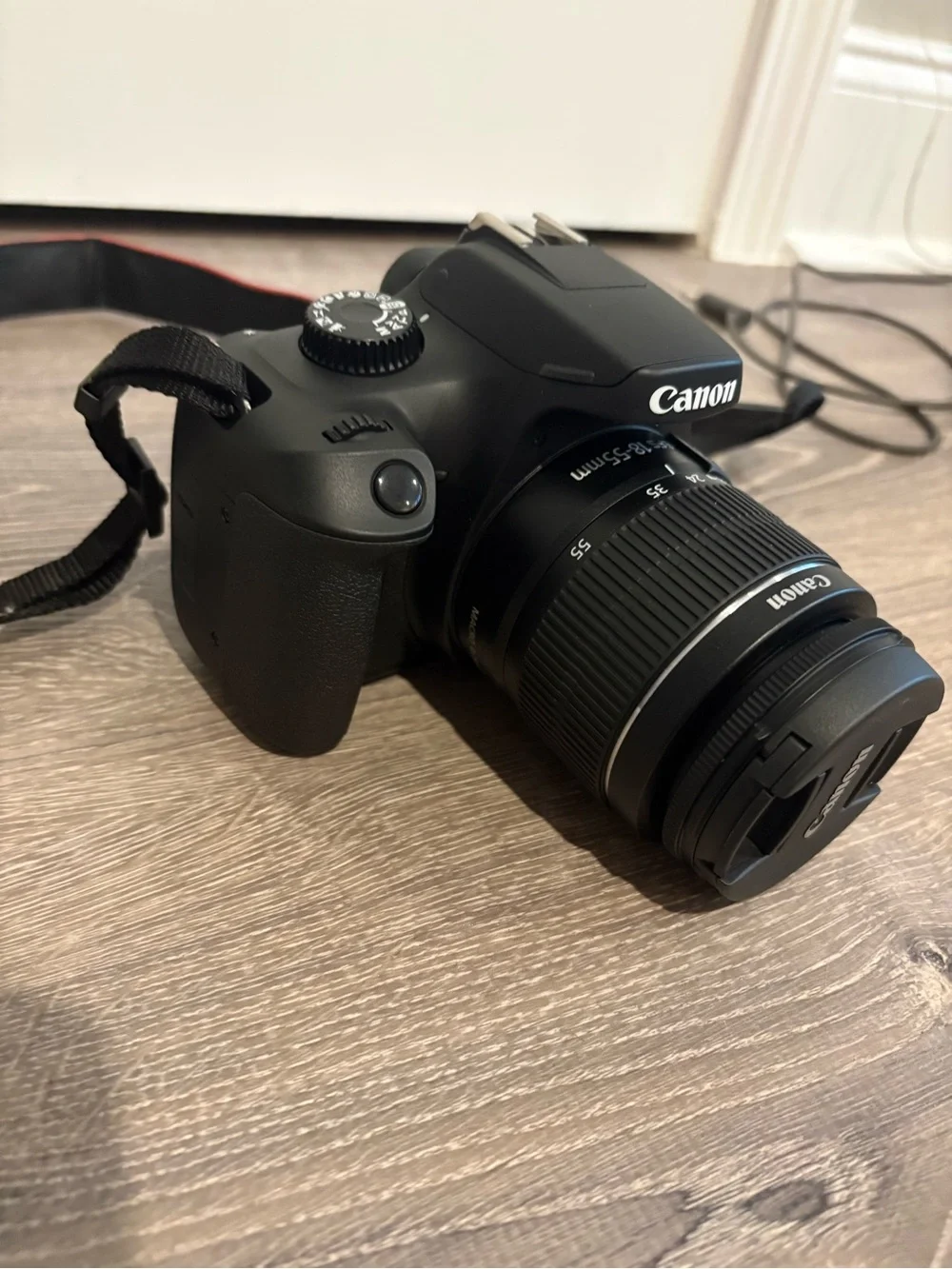 Canon EOS Rebel T100